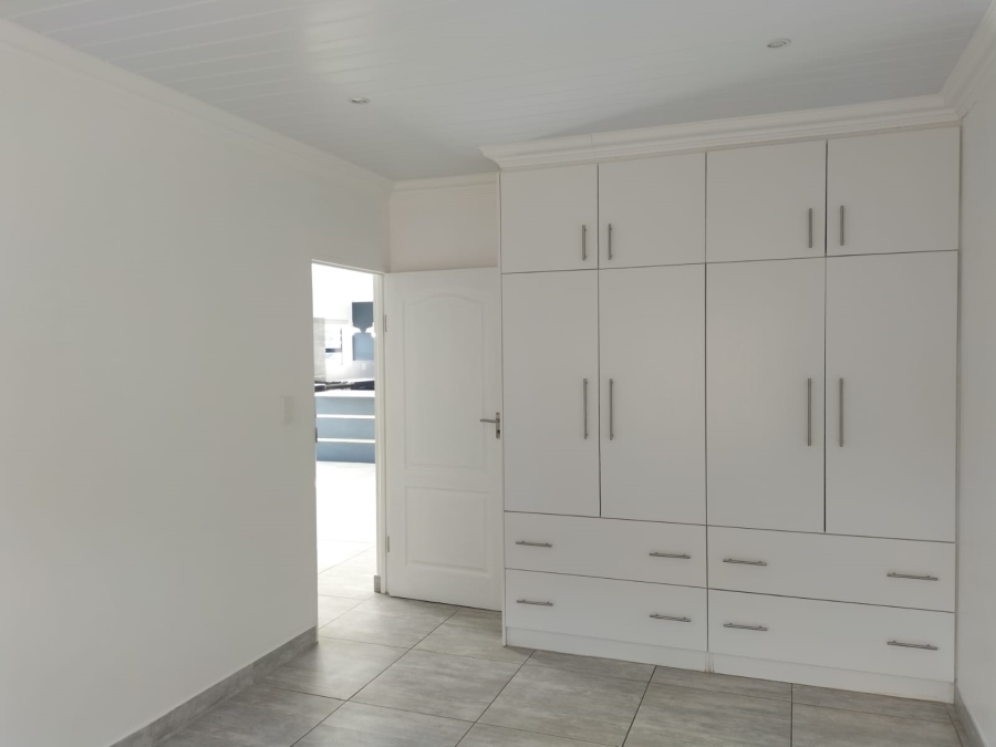 3 Bedroom Property for Sale in Stilbaai Wes Western Cape